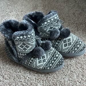 Steve Madden slipper booties - size 6